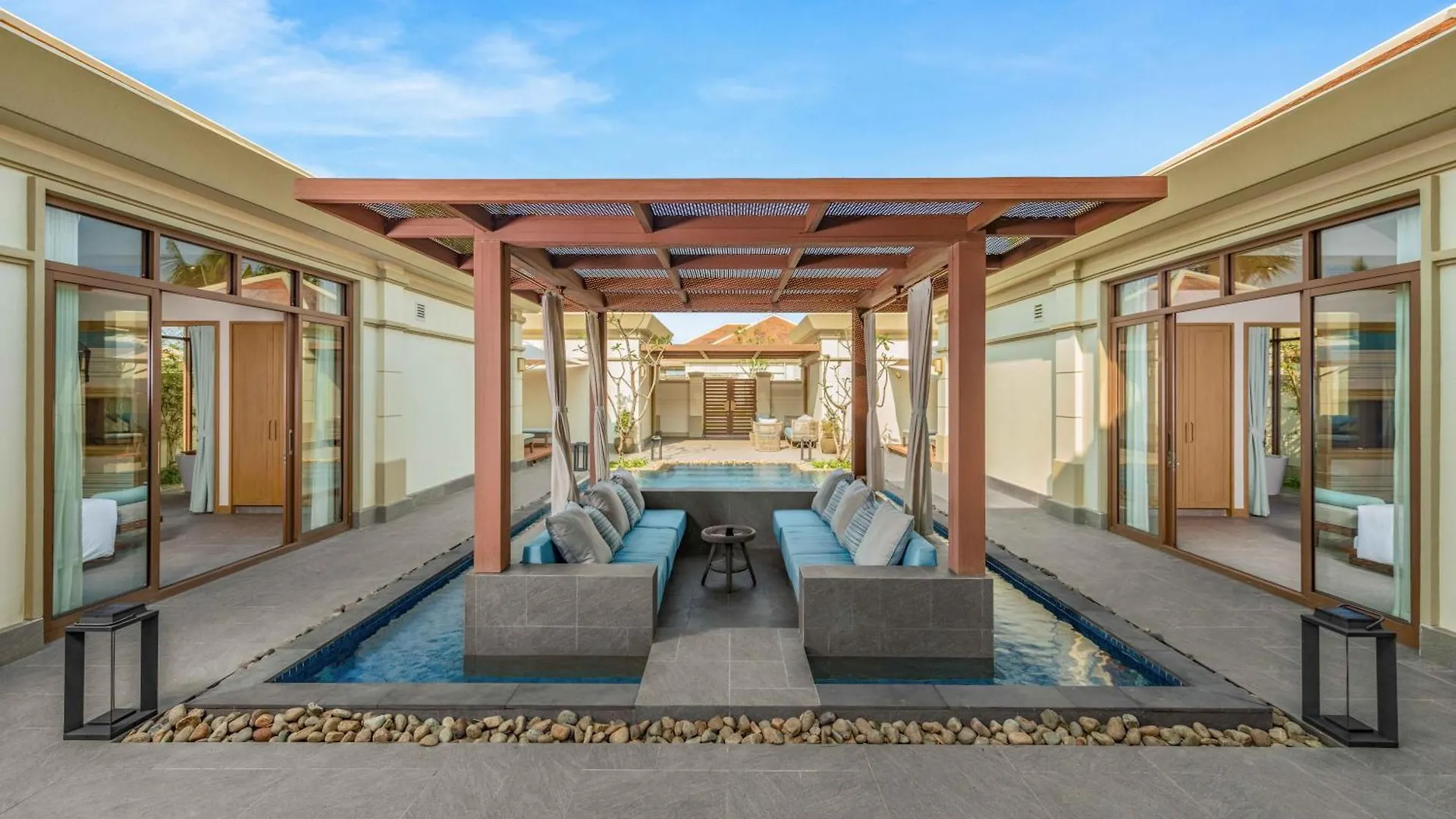 Fusion Resort And Villas Da Nang 5*,